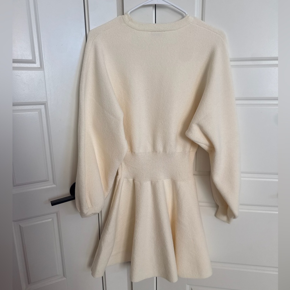 Chic Cream Long Sleeve Dress